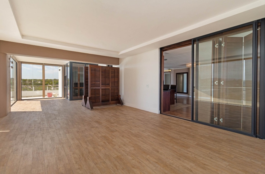 3 Bedroom Property for Sale in Bloubergstrand Western Cape